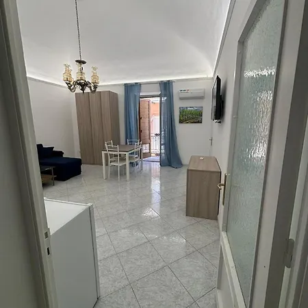 Apartament Fauka Blu Carini