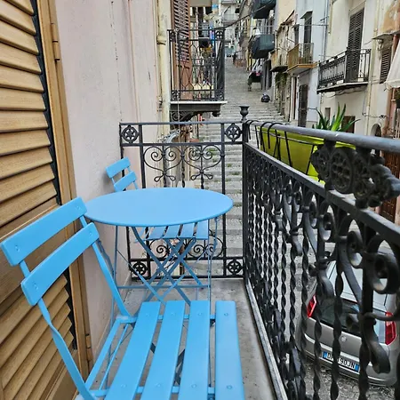 Fauka Blu * Carini